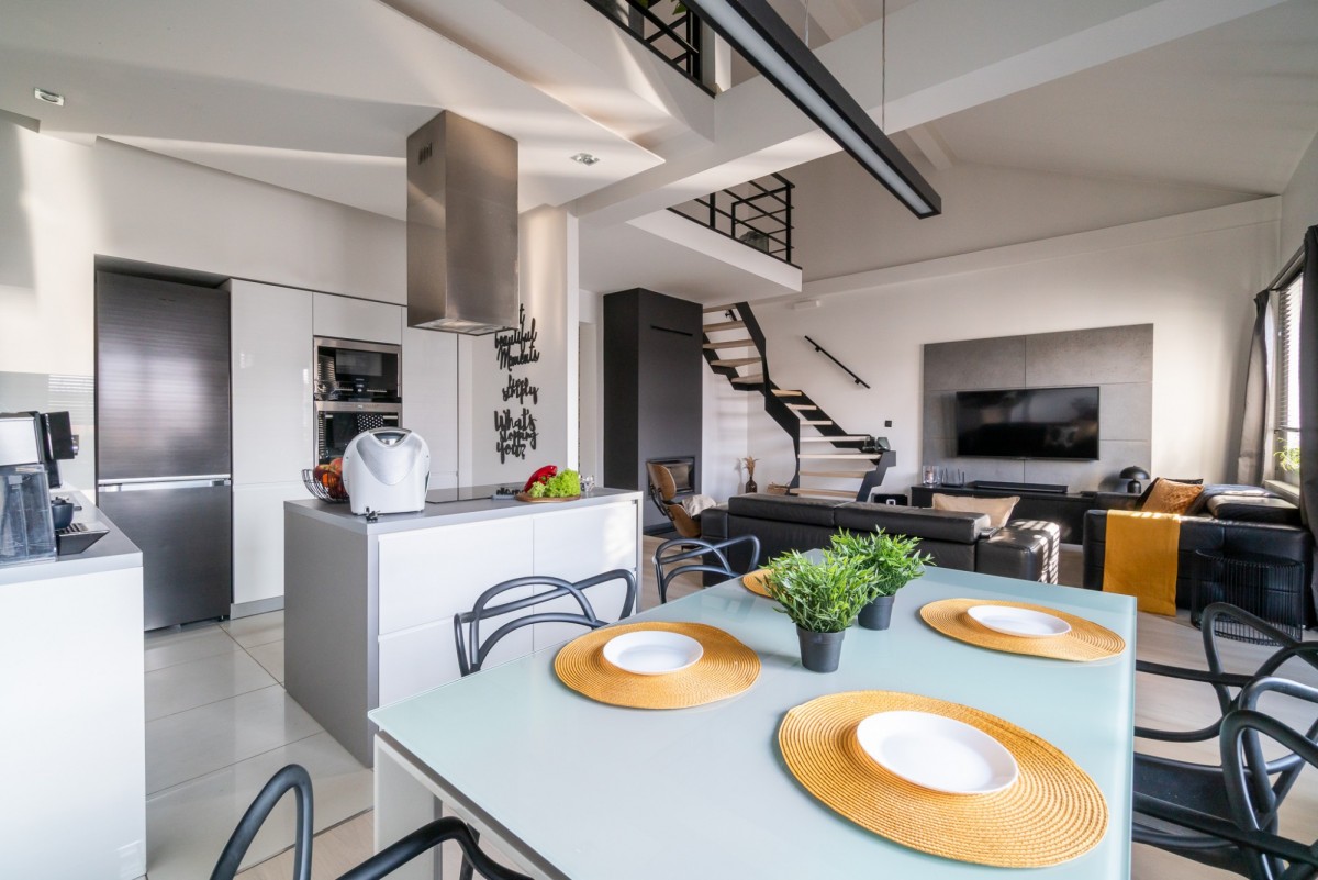 2 poziomy - nowe budownictwo - przestrzeń