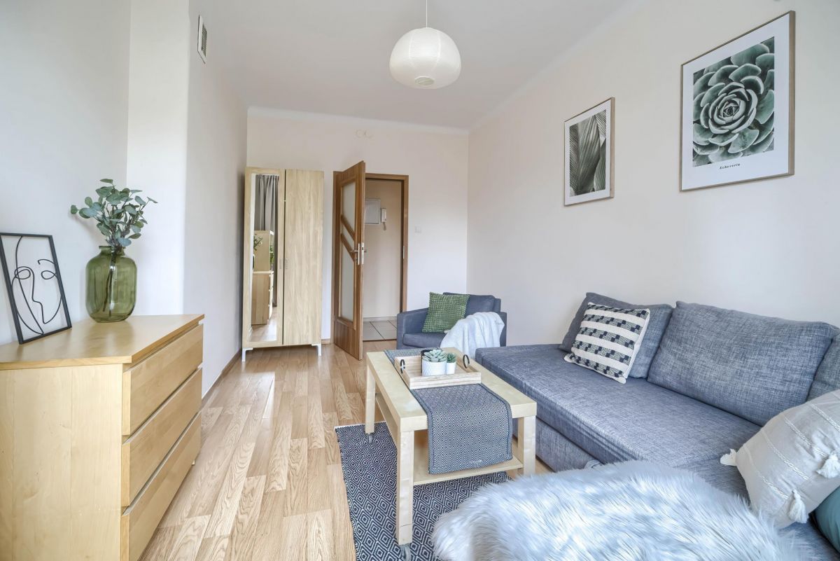 BIELANY  Blisko Lasku   Oddzielna kuchnia