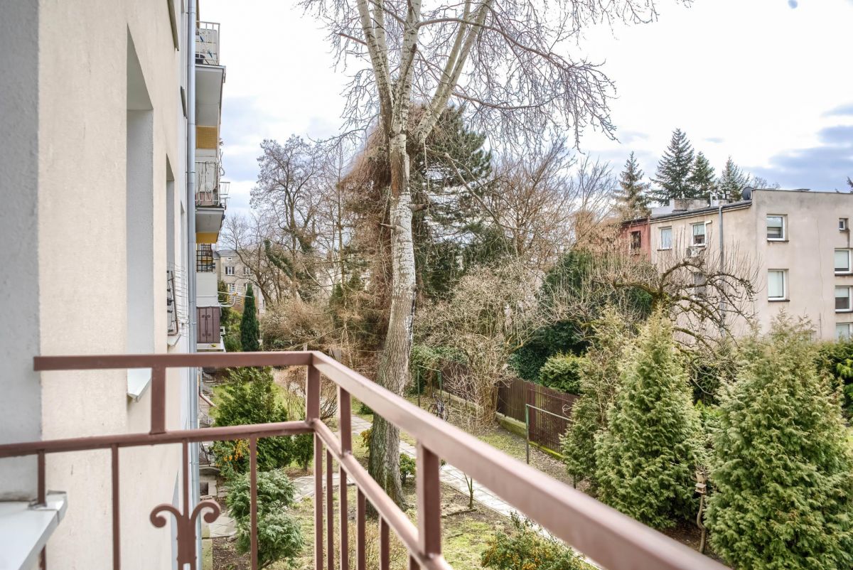 BIELANY  Blisko Lasku   Oddzielna kuchnia