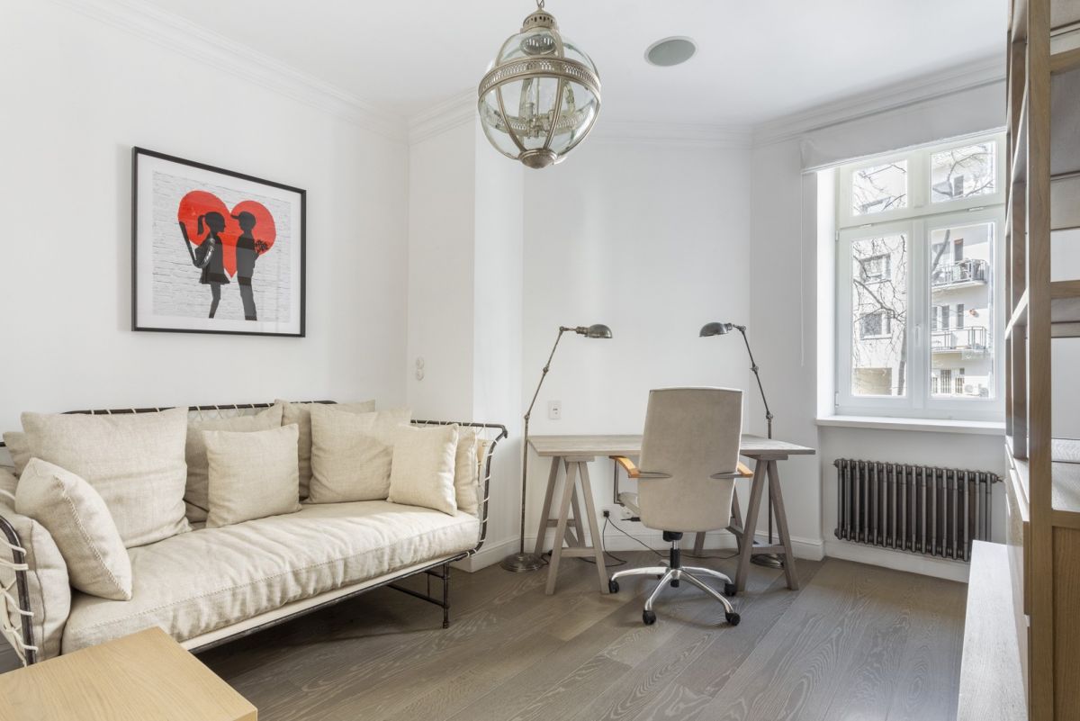 Al. Ujazdowskie | 2 sypialnie | Kamienica | Balkon