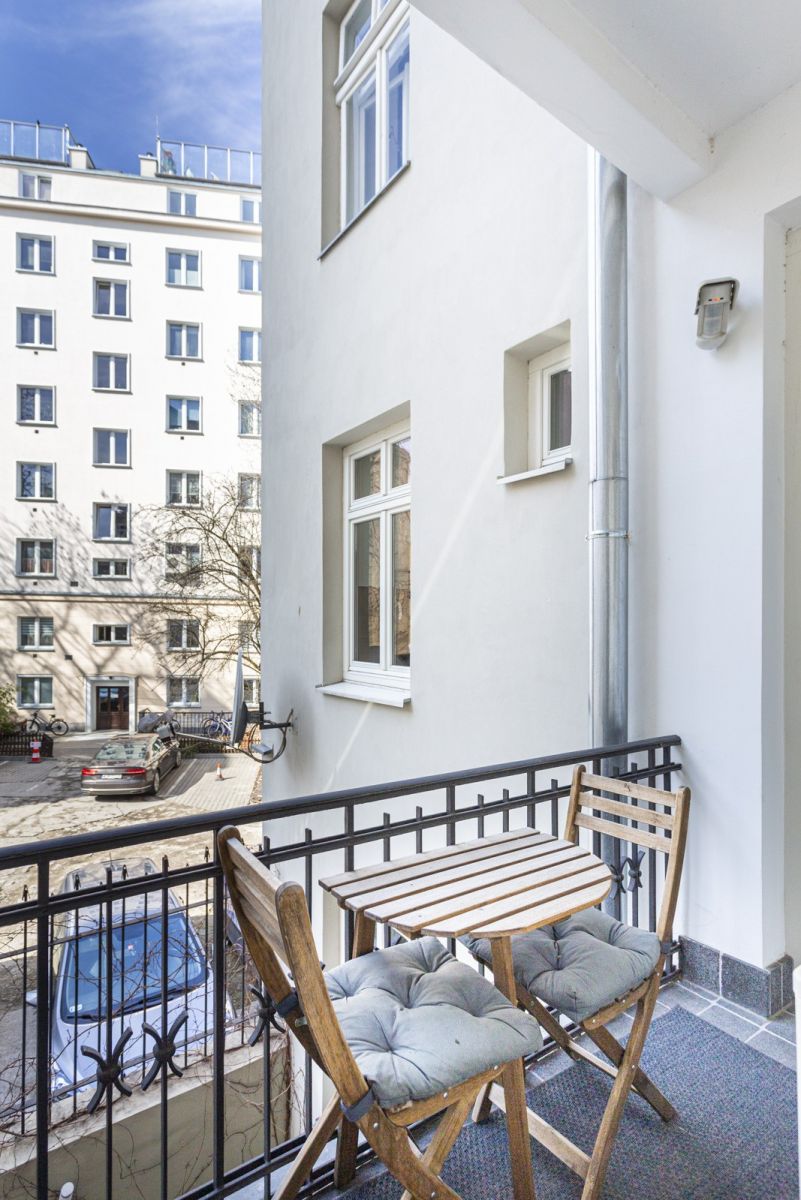 Al. Ujazdowskie | 2 sypialnie | Kamienica | Balkon